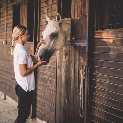woman-with-horse-504825926-5c4e8dcfc9e77c0001d7bb1e